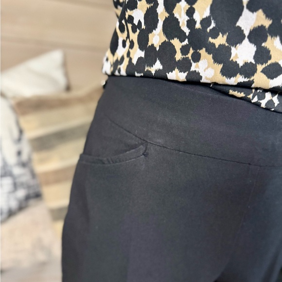 2 Pair Chico's Perfect Stretch Shorts - 1 pair Black, 1 pair Beige - Picture 5 of 14